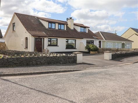 lahinch family holiday|Sea Park Cottage .